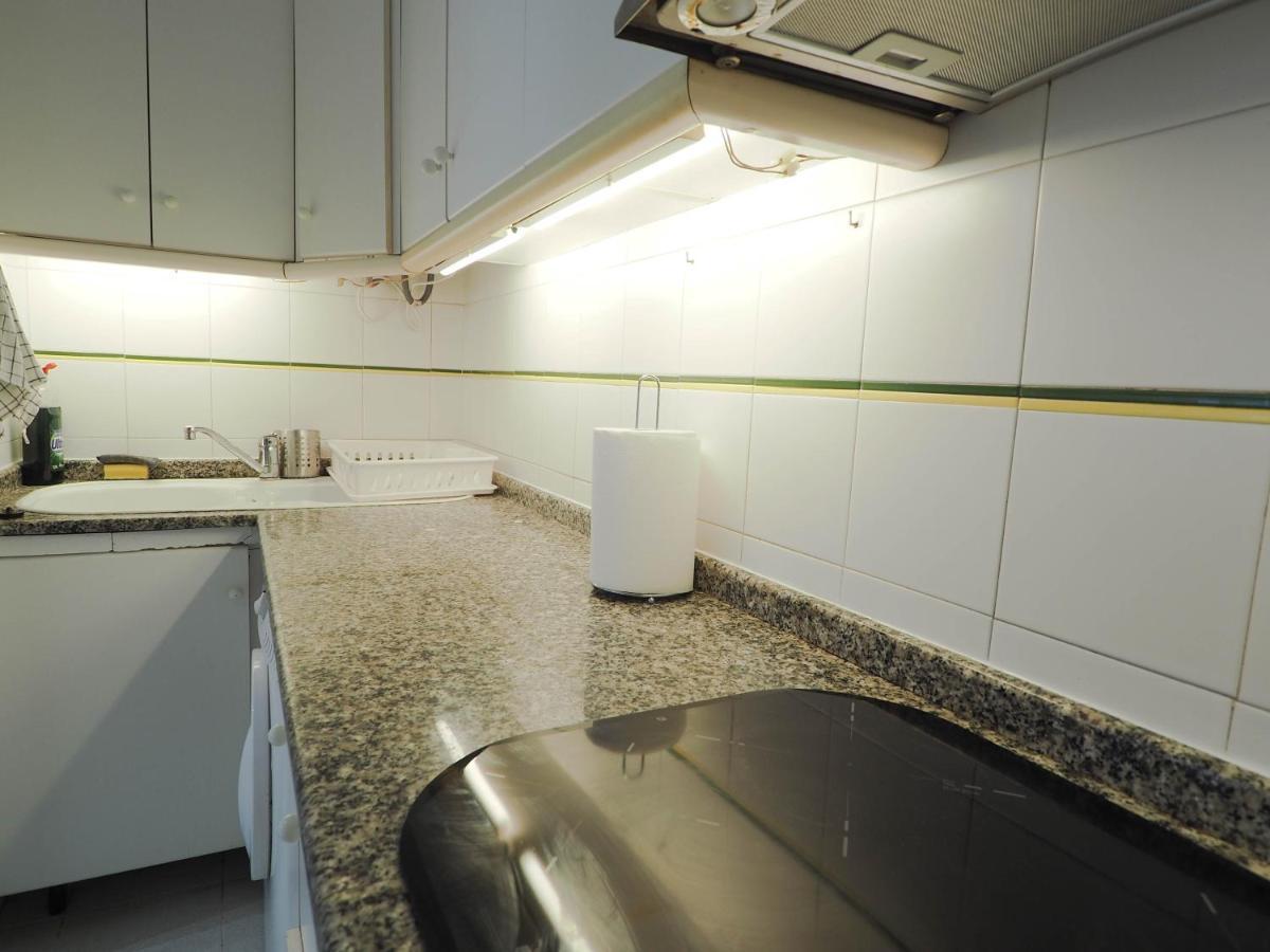 Sunflower Apartment By Hello Homes Сіджас Екстер'єр фото